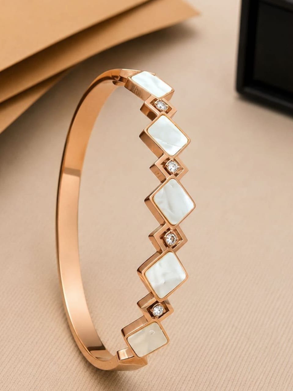 Radiant Pearl Patterned Rose Gold Bangle