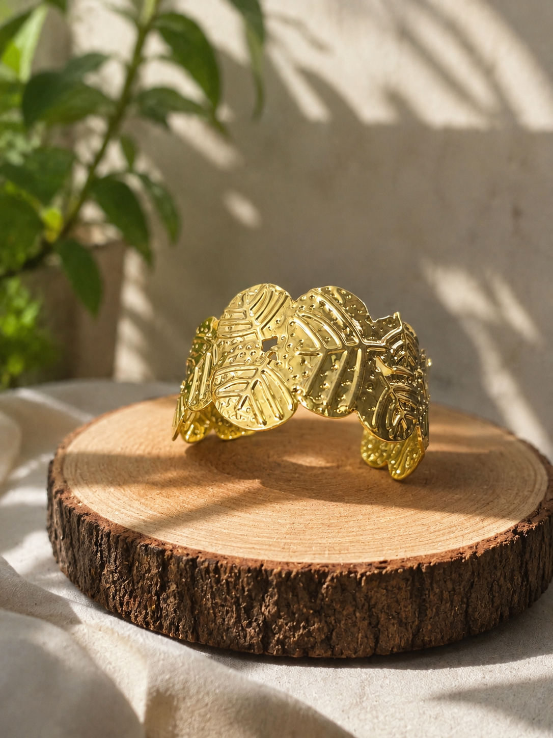 Golden Botanica Leaf Cuff Bangle